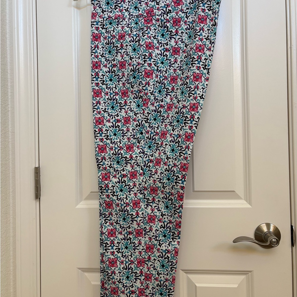 Peck & Peck Floral Patterned Pants 3004